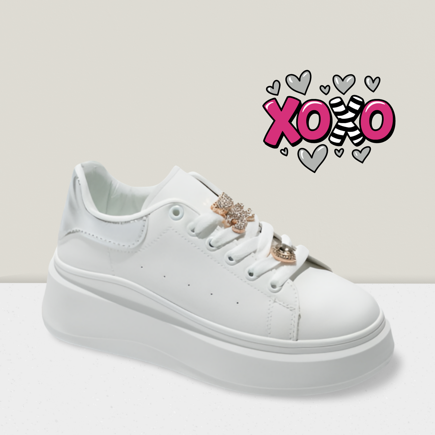 Plateau-Sneakers mit Bling-Bling