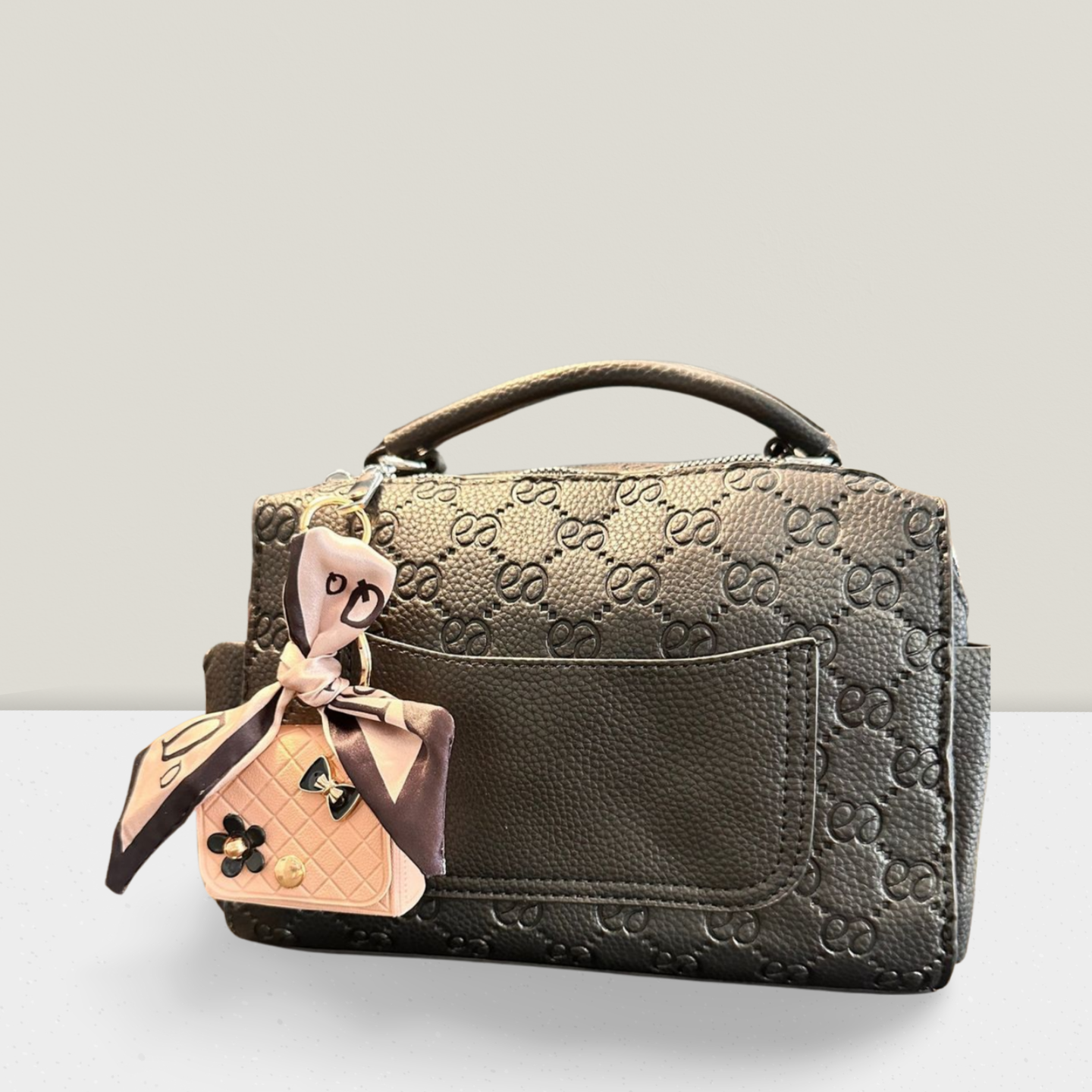 Elegante Handtasche mit Muster in verschiedenen Farben