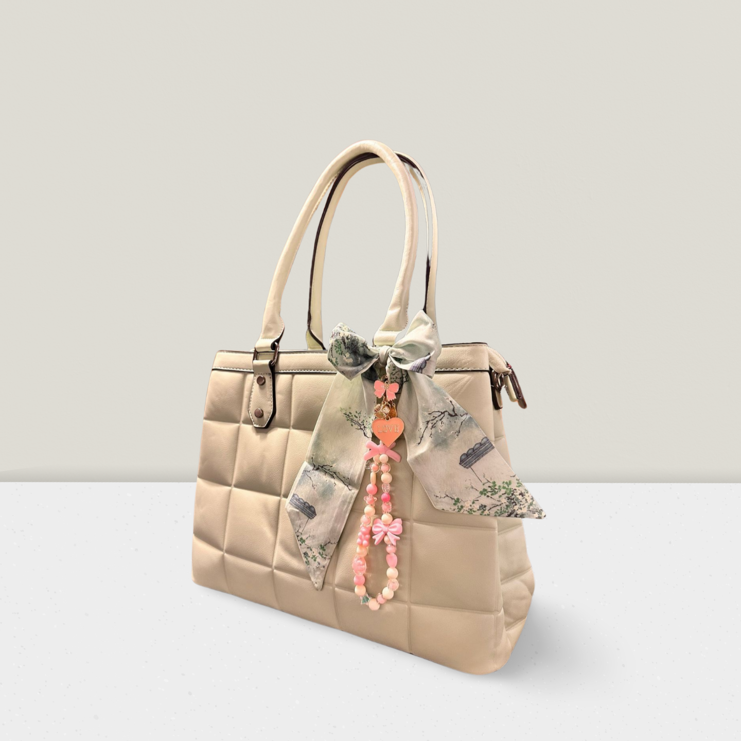 Elegante Stepp-Tasche in verschiedenen Farben