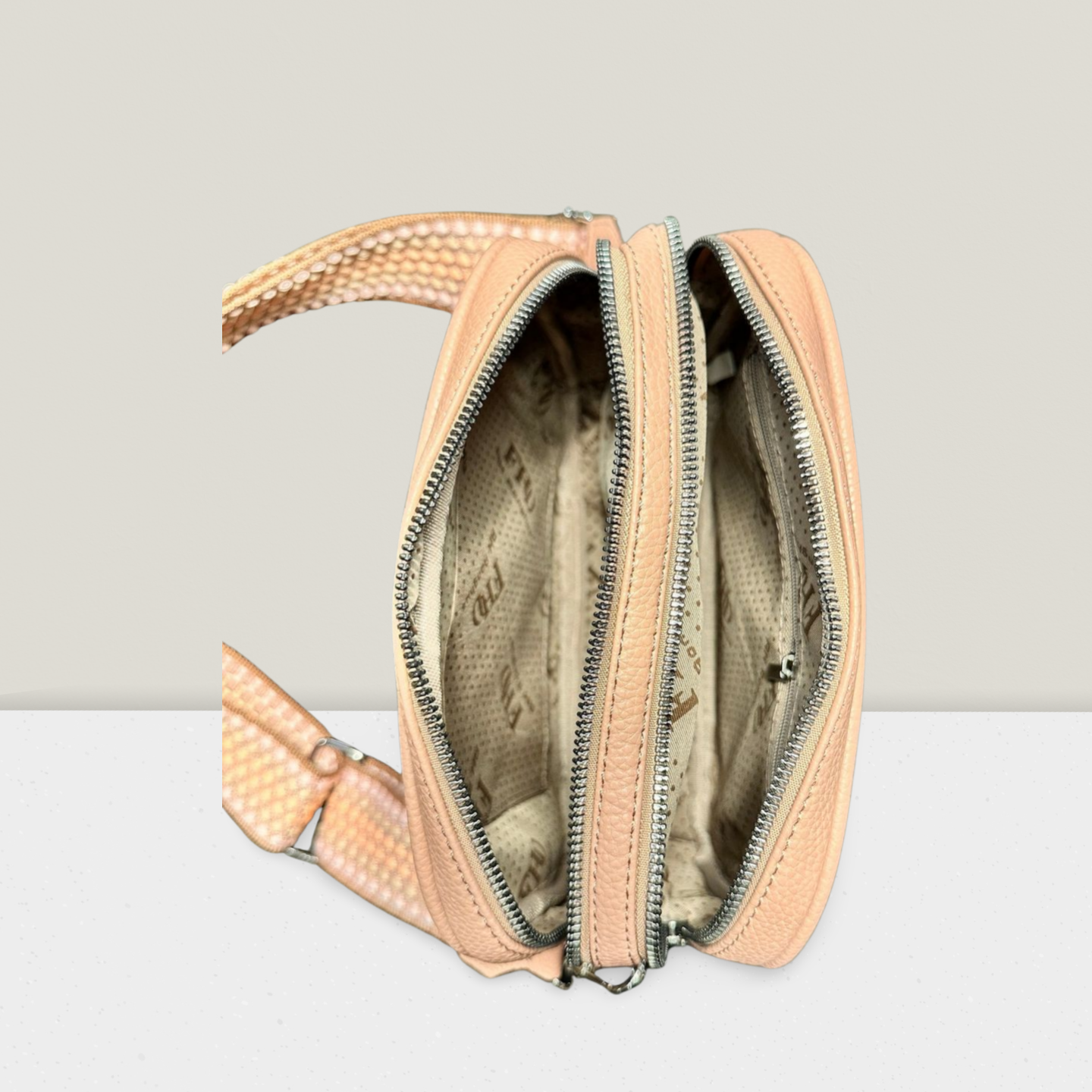 Verspielte Mouse-Tasche in verschiedenen Farben