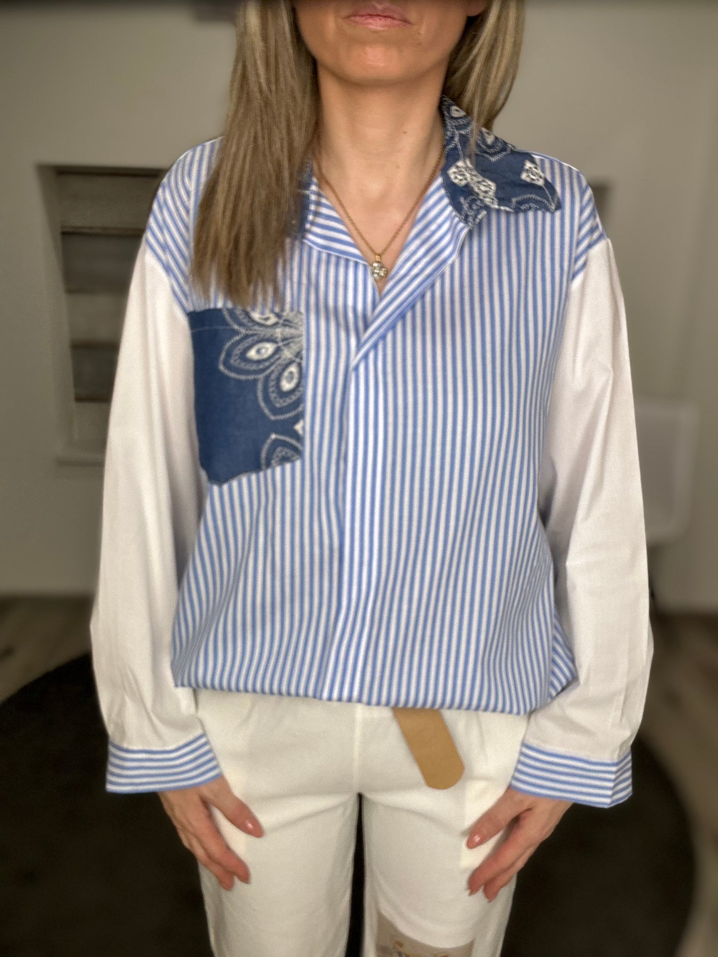 „Mix & Match“ Bluse – Streifenliebe trifft Paisley-Chic!
