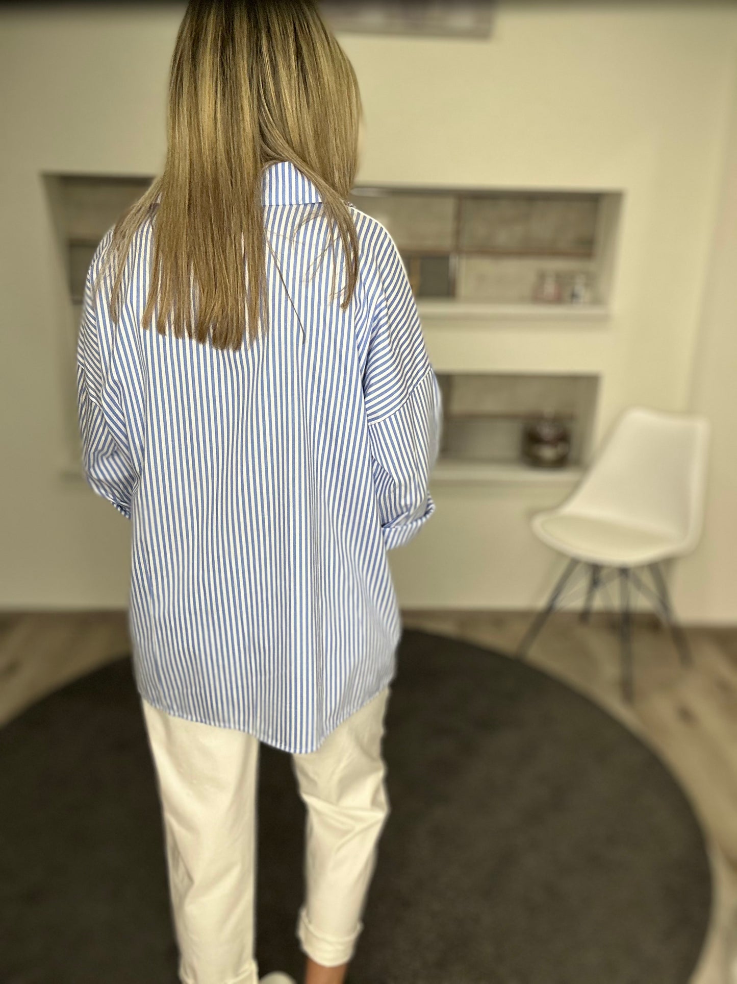 Streifenliebe mit Twist – Bluse im Mustermix! 💙🌀