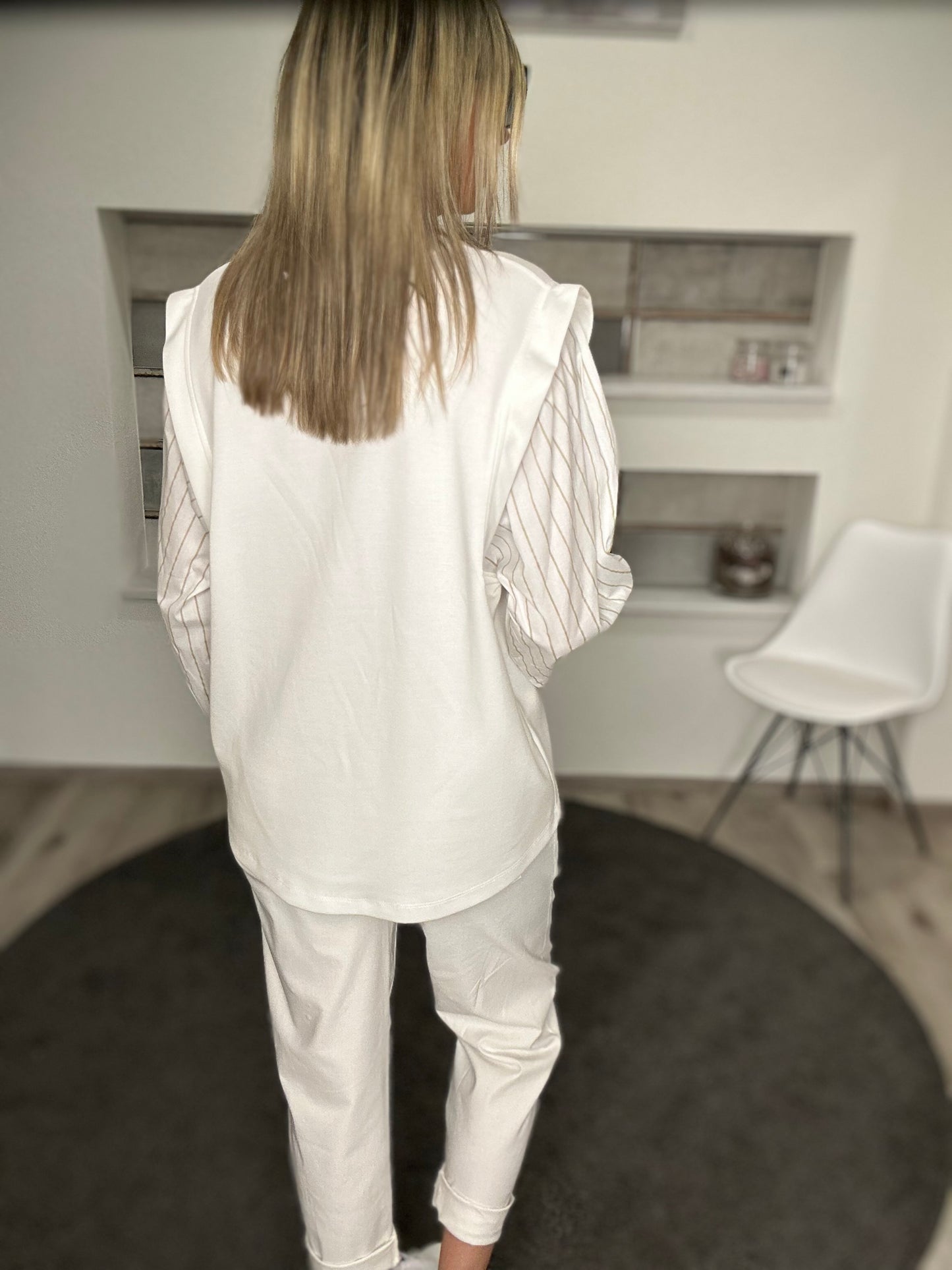 Sweater-Style mit Comic-Vibes – Cozy trifft Cool!