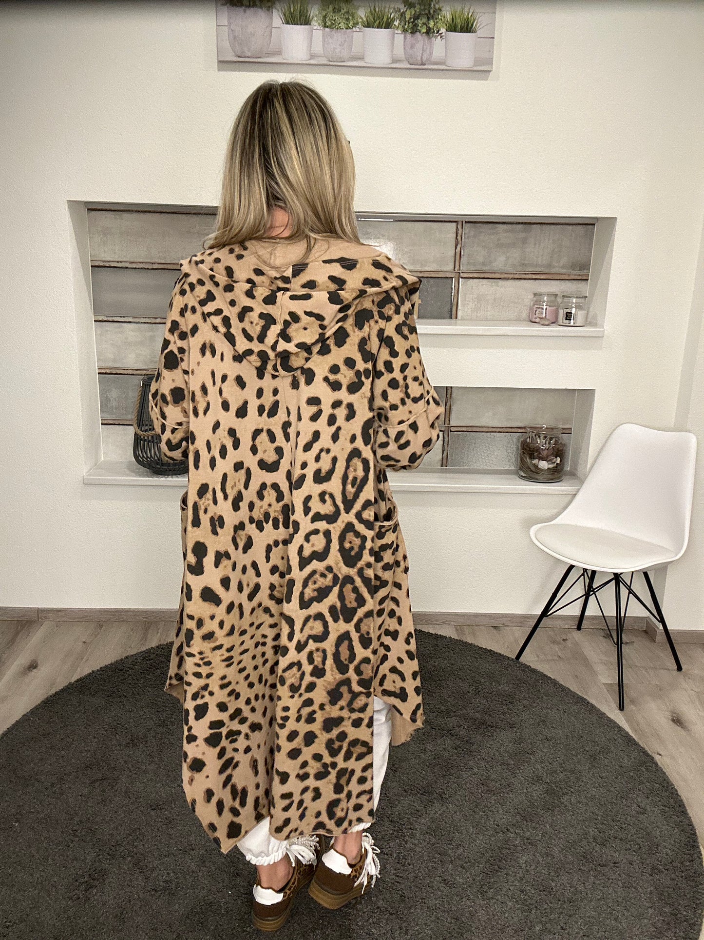 Leoparden-Mantel mit Kapuze