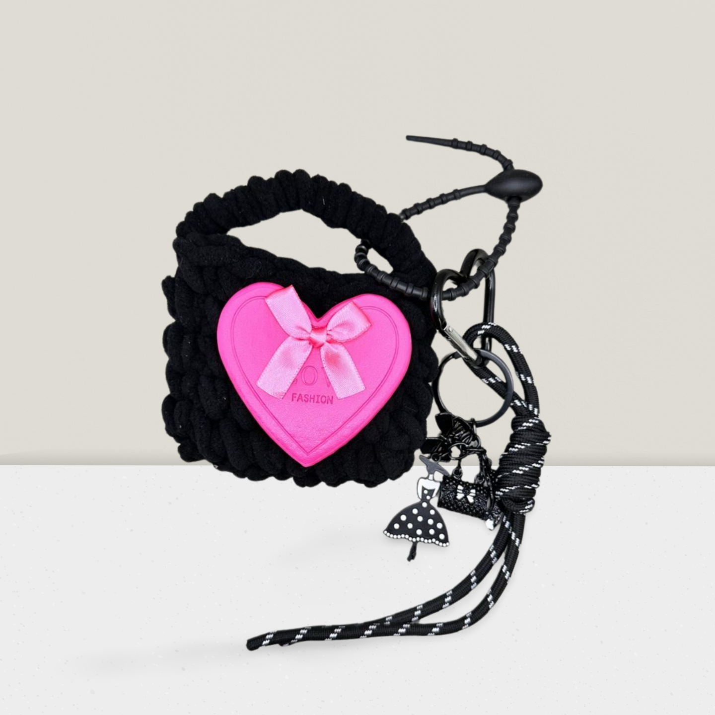 💖 Heart Pop – Der Statement-Anhänger mit Schleifen-Charme 🖤