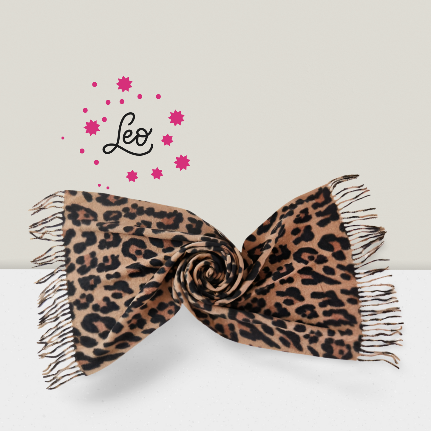 Schal mit Leopardenmuster