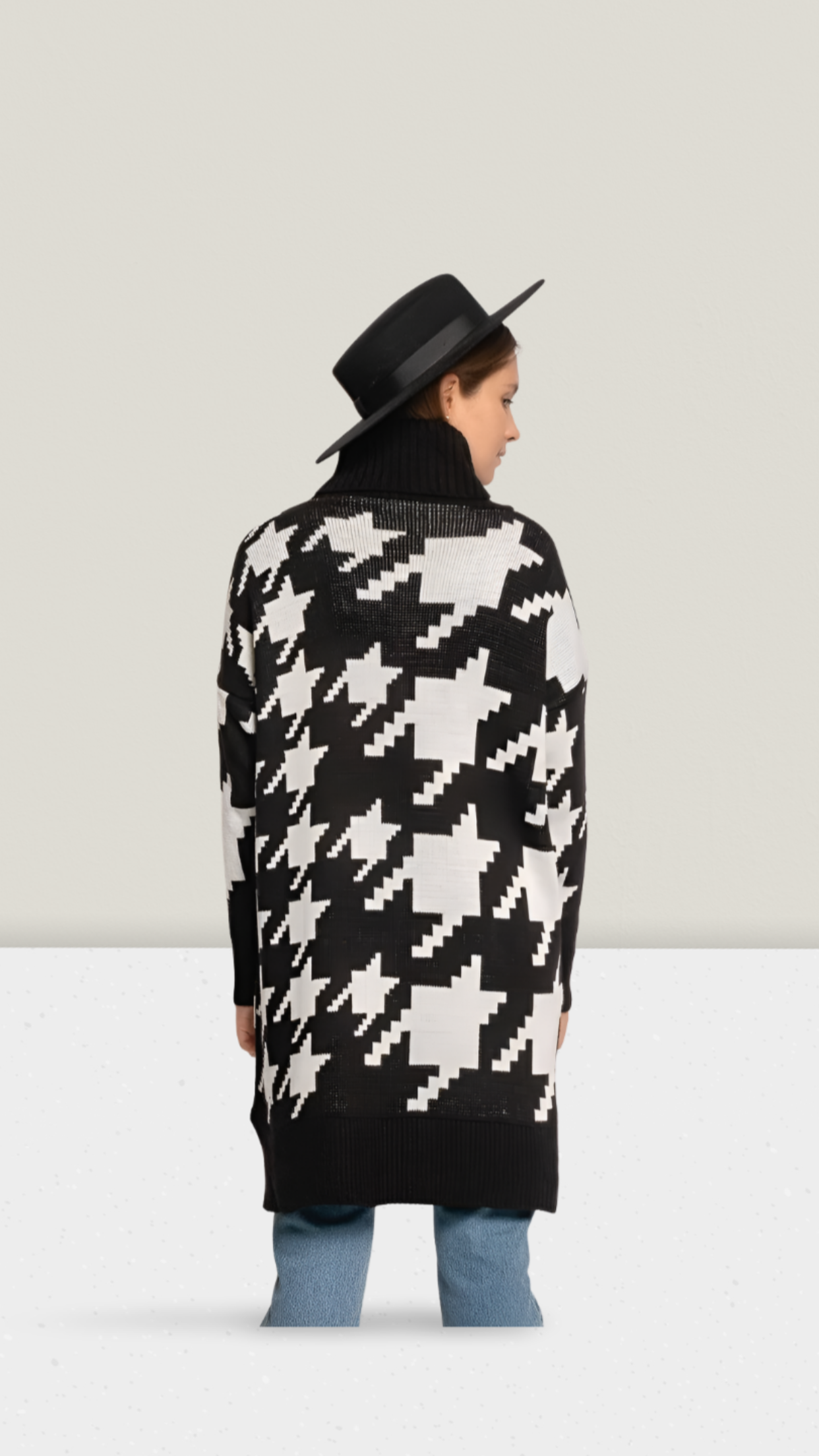 Pulloverkleid mit Rollkragen und Hahnentrittmuster