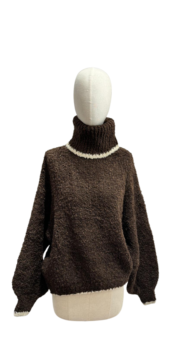 Oversize Strick-Rollkragenpullover mit Farbdetail